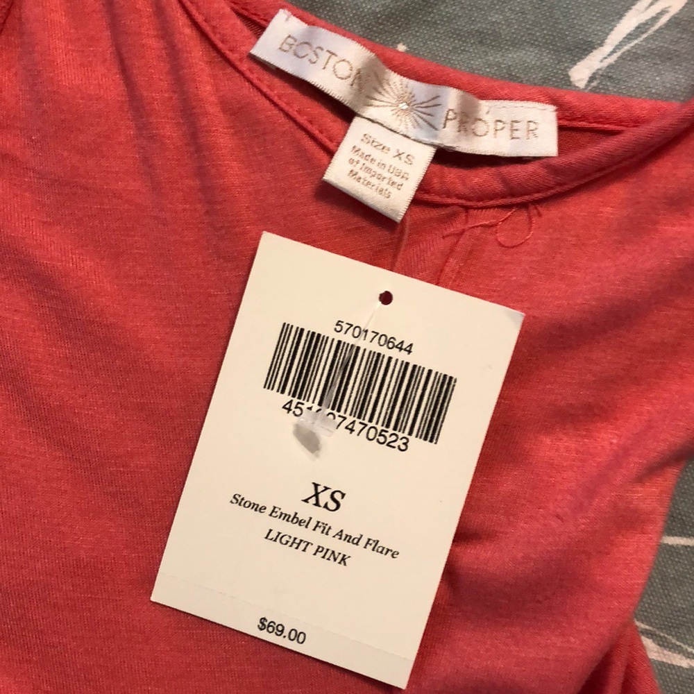 Boston Proper coral stretch top - Picture 3 of 4